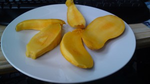 Yellow Pakistani Sindhri Mango