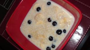 Quinoa, soy milk, banana, blueberries and Agave Nectar
