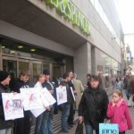 Anti-Zionist campaigners picketing a Marks and Spencer store in Dublin, Ireland